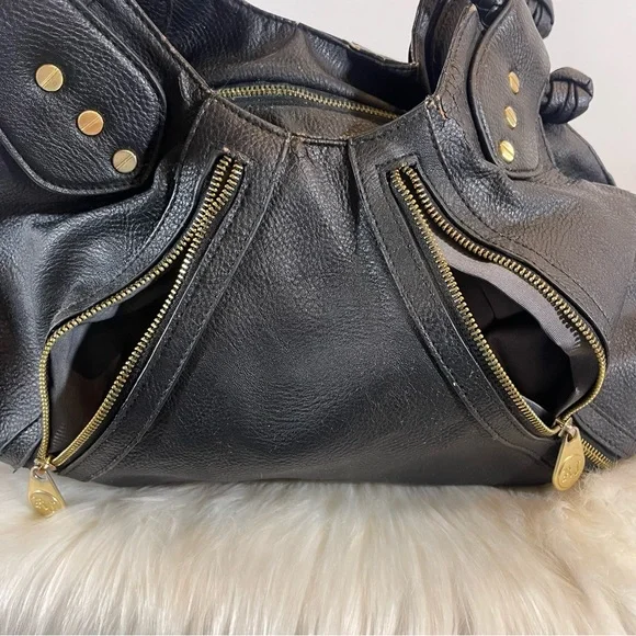 Romeo & Juliet Black Purse - Picture 7 of 10